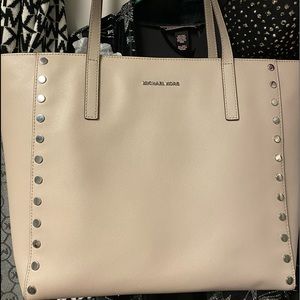 Brand new with tags gray micheal kors purse